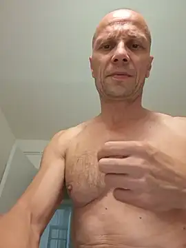 wedge75 online show from July 3, 2026, 8:32 am