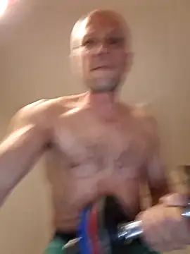 wedge75 online show from April 20, 2026, 3:02 pm