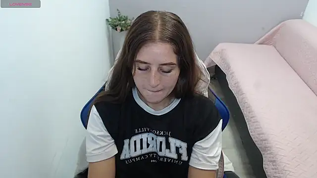 valerie diaz1 online show from February 26, 2026, 2:17 pm