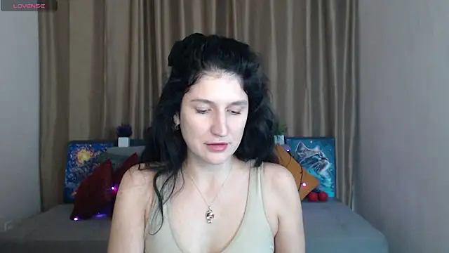 Alianna Solo Kisses online show from March 18, 2025, 12:28 pm