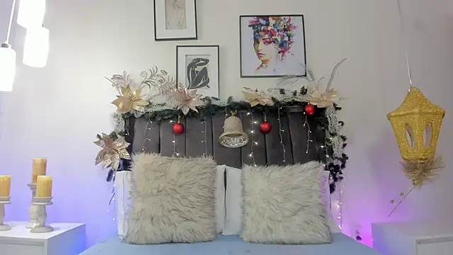 helen mooree online show from December 5, 2025, 12:59 pm