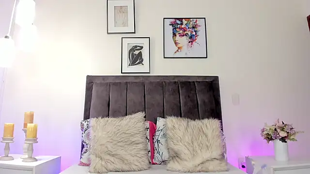 helen mooree online show from February 13, 2026, 12:38 pm