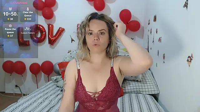 hotmilf4uxxx online show from April 3, 2026, 10:11 am