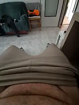 Snapshot of Joker-92 chatting on October 8, 2025, 2:40 pm Joker-92 online show from October 8, 2025, 2:40 pm