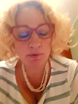 VirginiaNurse online show from May 15, 2026, 8:51 pm