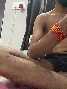 Snapshot of yourluckyfuckboy chatting on December 18, 2025, 4:22 pm yourluckyfuckboy online show from December 18, 2025, 4:22 pm