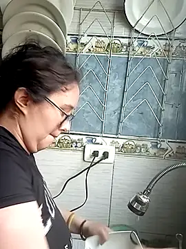 Snapshot of loba9706 chatting on March 20, 2025, 4:09 pm loba9706 online show from March 20, 2025, 4:09 pm