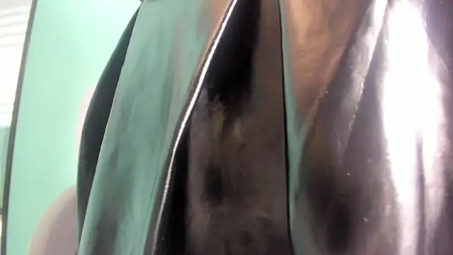 goddess kianna online show from April 16, 2026, 1:28 am