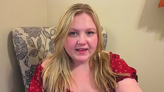 PhatAssBlond online show from April 19, 2026, 2:12 am