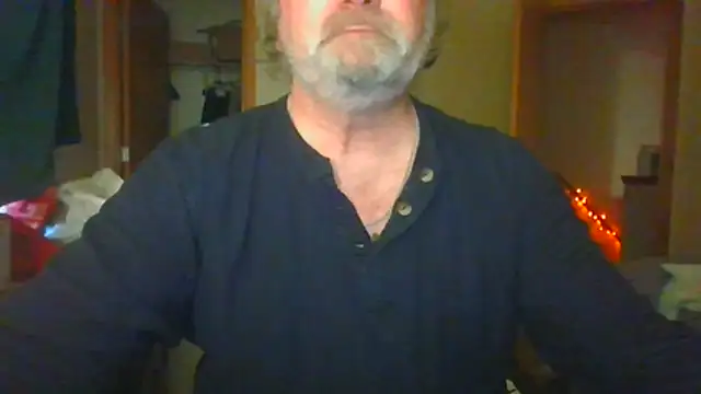 Snapshot of Doherty10 chatting on November 6, 2025, 6:01 pm Doherty10 online show from November 6, 2025, 6:01 pm