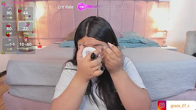 grace77   online show from March 19, 2025, 12:45 pm