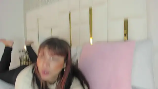 Snapshot of yayi_derek chatting on September 22, 2025, 11:38 am yayi derek online show from September 22, 2025, 11:38 am