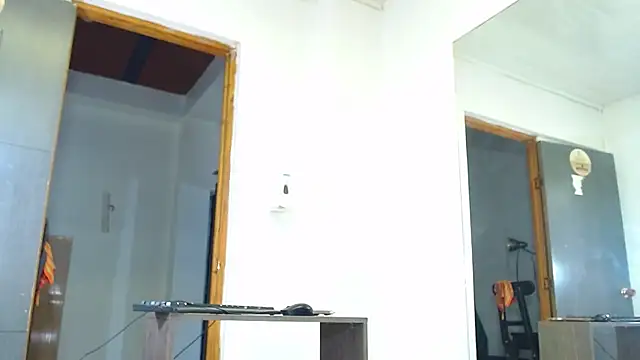 SWEETKAREN online show from February 17, 2026, 12:41 am