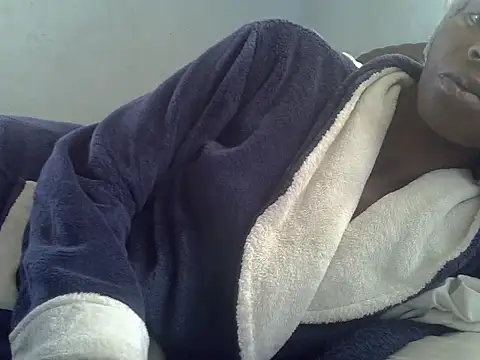 Snapshot of ElianeHot chatting on November 21, 2025, 5:28 am ElianeHot online show from November 21, 2025, 5:28 am