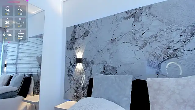 Snapshot of LIZ_HOLMES chatting on November 27, 2025, 12:05 pm LIZ HOLMES online show from November 27, 2025, 12:05 pm