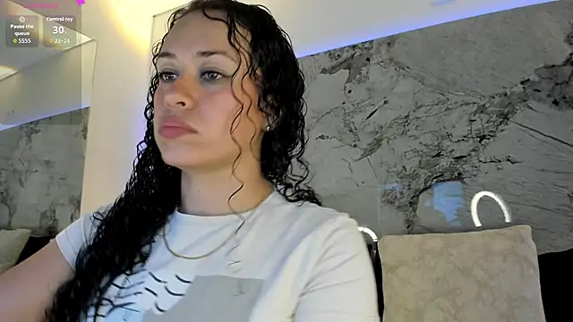 Snapshot of LIZ_HOLMES chatting on November 8, 2025, 10:52 am LIZ HOLMES online show from November 8, 2025, 10:52 am