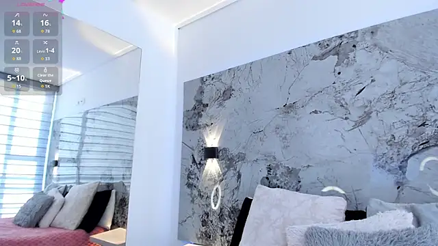 Snapshot of LIZ_HOLMES chatting on November 22, 2025, 12:04 pm LIZ HOLMES online show from November 22, 2025, 12:04 pm