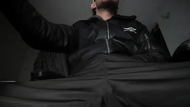 s sven03 online show from September 18, 2025, 8:06 am