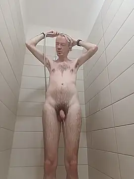 Julien emperor online show from November 19, 2025, 7:14 pm