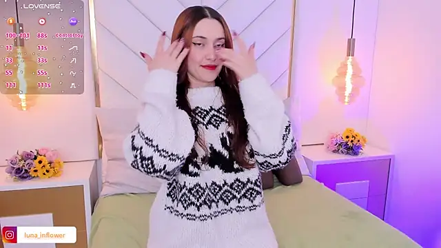 Flor delunaa online show from November 6, 2025, 12:53 pm