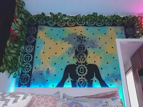 Snapshot of chanel_1041 chatting on November 19, 2025, 6:52 pm chanel 1041 online show from November 19, 2025, 6:52 pm