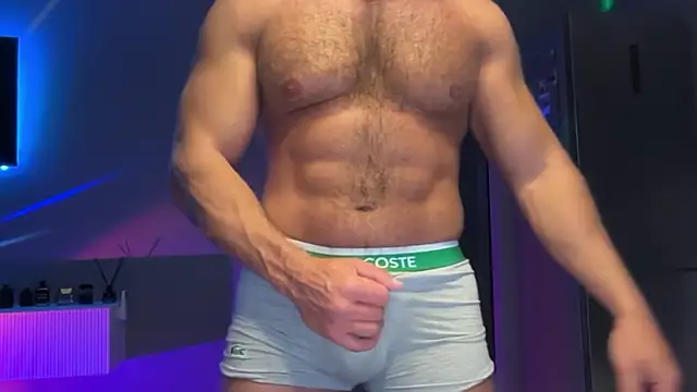 Snapshot of KarlosRichi chatting on November 15, 2025, 7:07 pm KarlosRichi online show from November 15, 2025, 7:07 pm