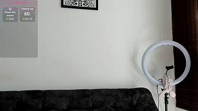 Snapshot of VeronicaTonu chatting on September 26, 2025, 2:13 pm VeronicaTonu online show from September 26, 2025, 2:13 pm