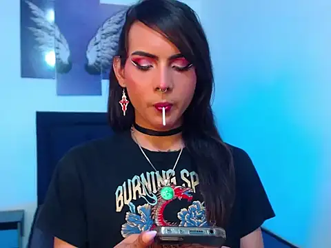 Snapshot of lilithnyx333 chatting on February 6, 2026, 8:05 pm lilithnyx333 online show from February 6, 2026, 8:05 pm