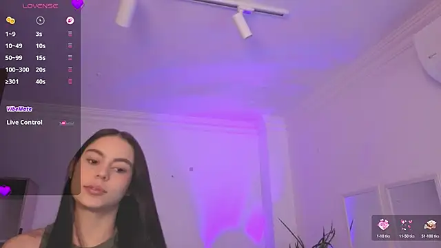 Aleejaa   online show from April 4, 2026, 11:28 am