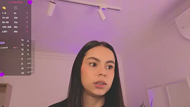 Aleejaa   online show from April 18, 2026, 11:34 am