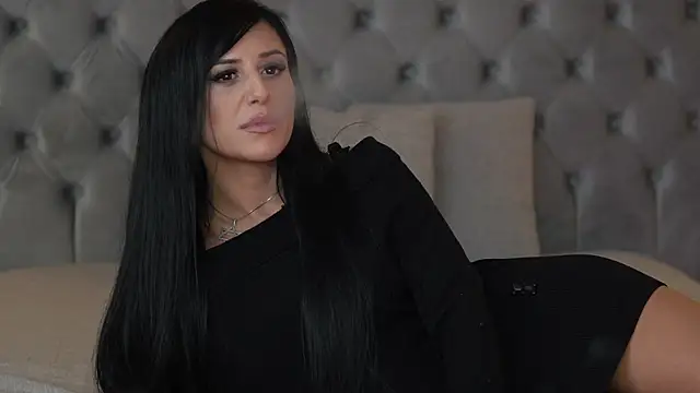 AmelyNoir online show from November 26, 2025, 1:00 pm