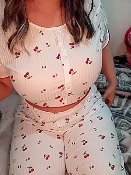 silina-25 online show from February 18, 2026, 9:33 pm