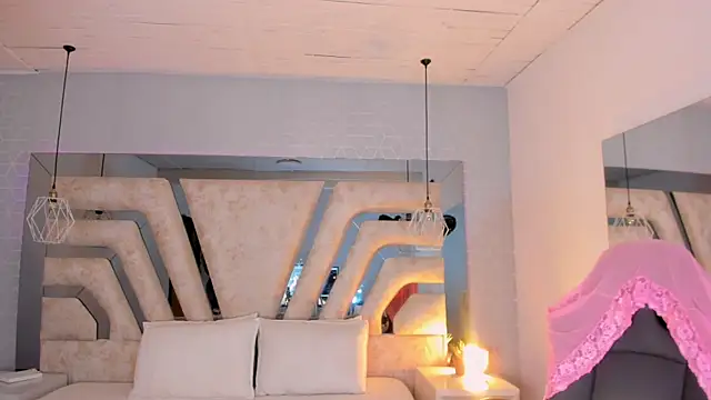 Snapshot of AngelineHeet chatting on October 10, 2025, 12:11 am AngelineHeet online show from October 10, 2025, 12:11 am