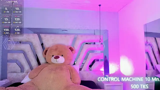 AngelineHeet online show from December 19, 2025, 3:43 am