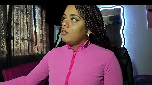 ladyrd1 online show from December 19, 2025, 8:22 pm