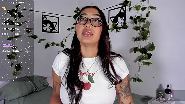 melanieecox online show from September 26, 2025, 11:33 pm