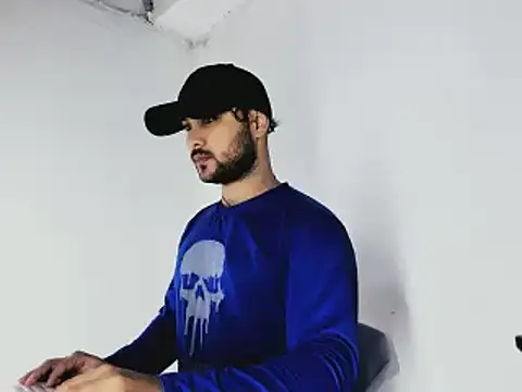 Sebas-hott online show from October 27, 2025, 11:16 pm