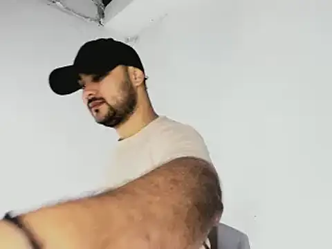 Sebas-hott online show from November 8, 2025, 9:29 pm