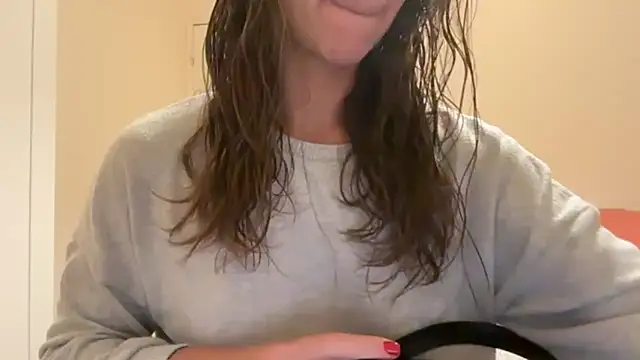 Snapshot of Kimpossible__ chatting on October 2, 2025, 8:01 pm Kimpossible online show from October 2, 2025, 8:01 pm