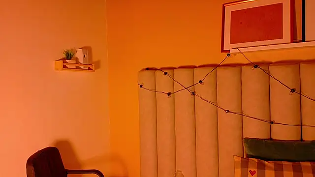 Snapshot of alaia-rogers chatting on December 4, 2025, 11:31 am alaia-rogers online show from December 4, 2025, 11:31 am