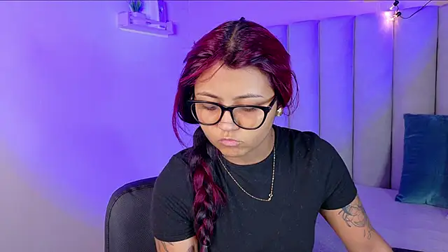 Snapshot of alaia-rogers chatting on October 23, 2025, 11:42 am alaia-rogers online show from October 23, 2025, 11:42 am