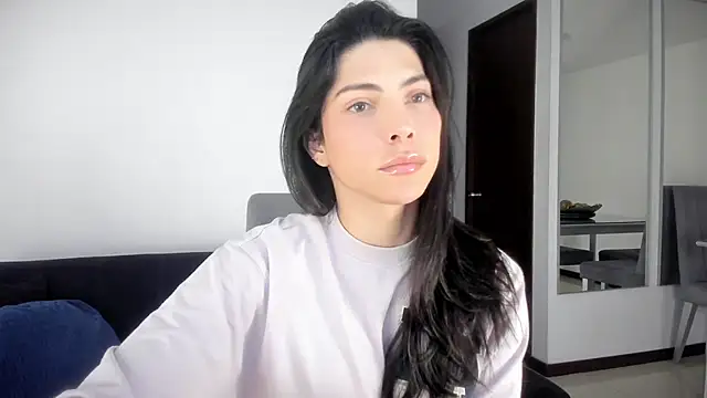 angelturned001 online show from January 15, 2026, 11:08 pm