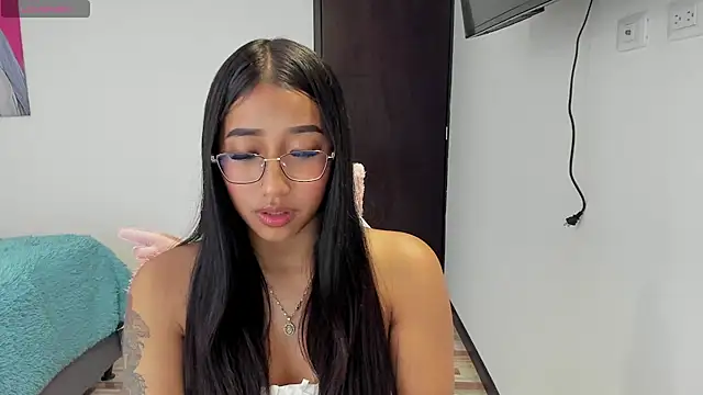 Snapshot of isa_bellaa0 chatting on March 2, 2025, 12:31 am isa bellaa0 online show from March 2, 2025, 12:31 am