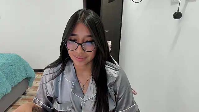 Snapshot of isa_bellaa0 chatting on February 19, 2025, 1:51 am isa bellaa0 online show from February 19, 2025, 1:51 am