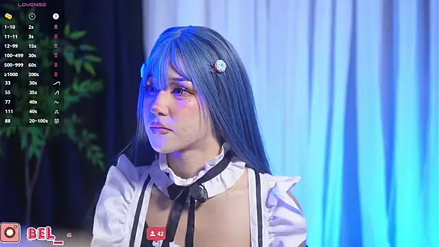 Snapshot of Bella-Franco chatting on November 21, 2025, 7:24 pm Bella-Franco online show from November 21, 2025, 7:24 pm