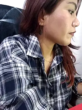 ZUCAAT online show from October 24, 2025, 10:53 pm