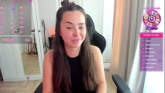 PlayfulGoddess online show from May 15, 2026, 1:42 pm