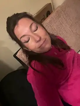 Snapshot of Lwhite1 chatting on December 15, 2025, 4:57 pm Lwhite1 online show from December 15, 2025, 4:57 pm