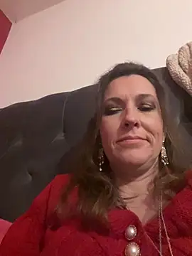 Snapshot of Lwhite1 chatting on November 8, 2025, 12:47 am Lwhite1 online show from November 8, 2025, 12:47 am