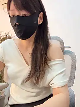 Annabody online show from May 14, 2026, 4:42 am